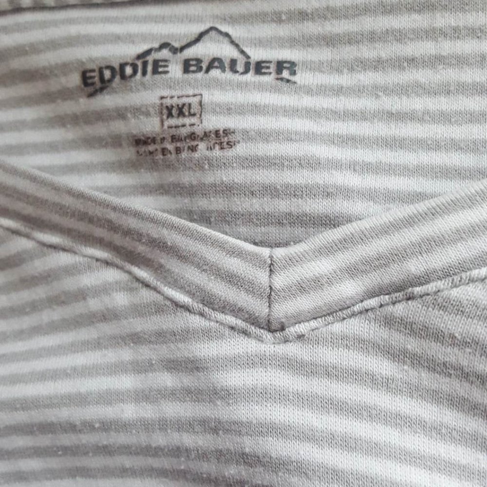 EDDIE BAUER  WOMENS TOP SIZE XXL